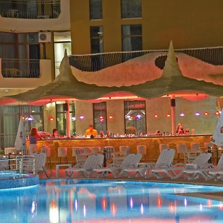 Grenada - By The * Slantschew brjag