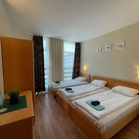 Apartment Grenada - By The *